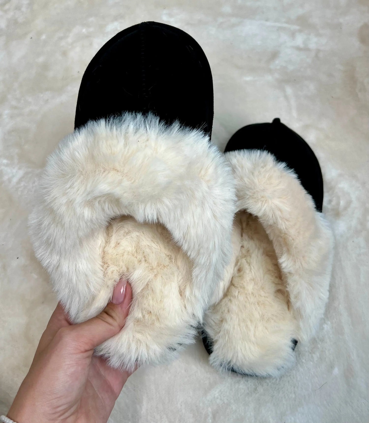 Chausson Lili noir MaisonPerla Collection