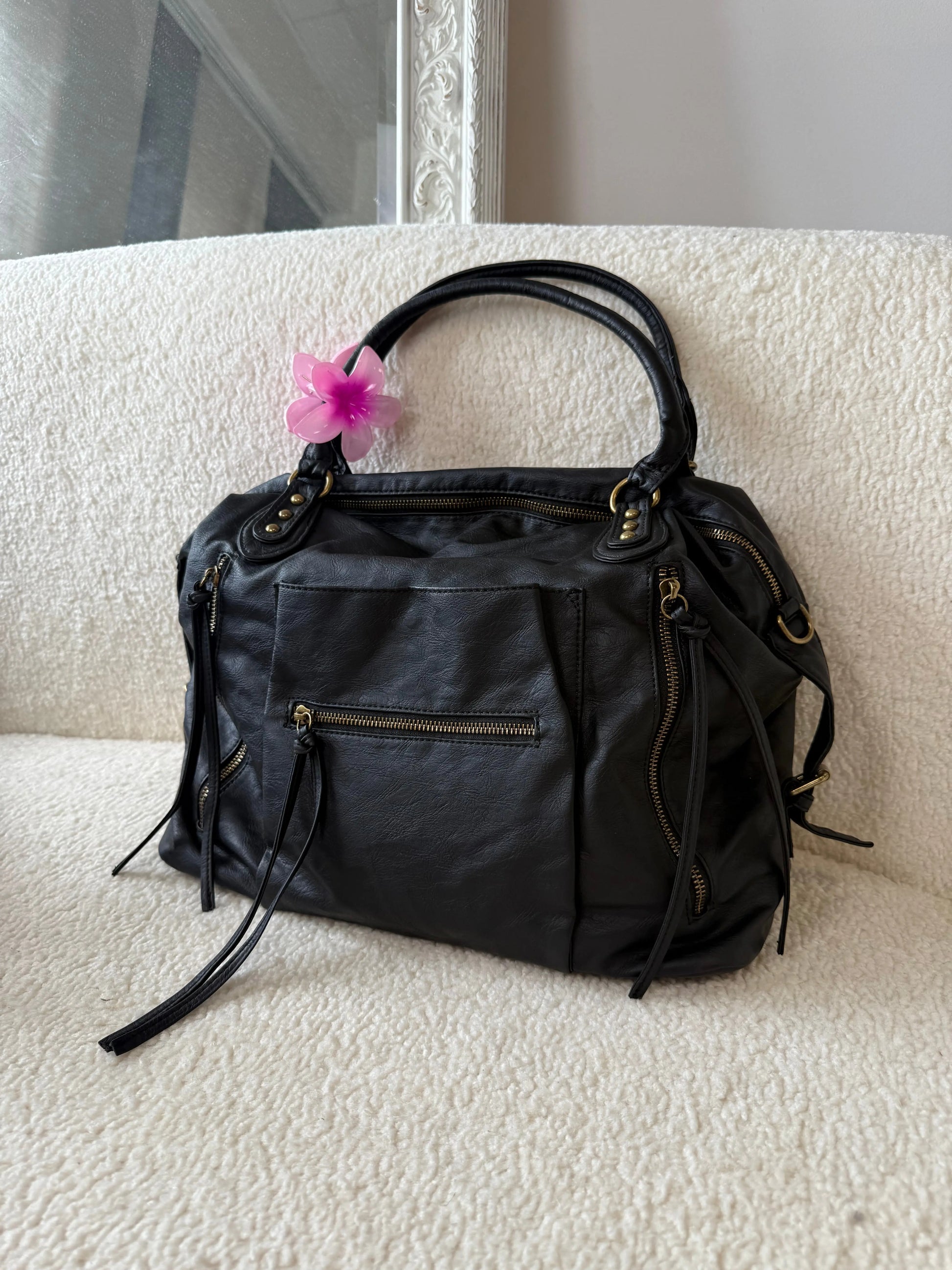 Nouveau sac Lila noir précommande expédition le 08/08 MaisonPerla Collection