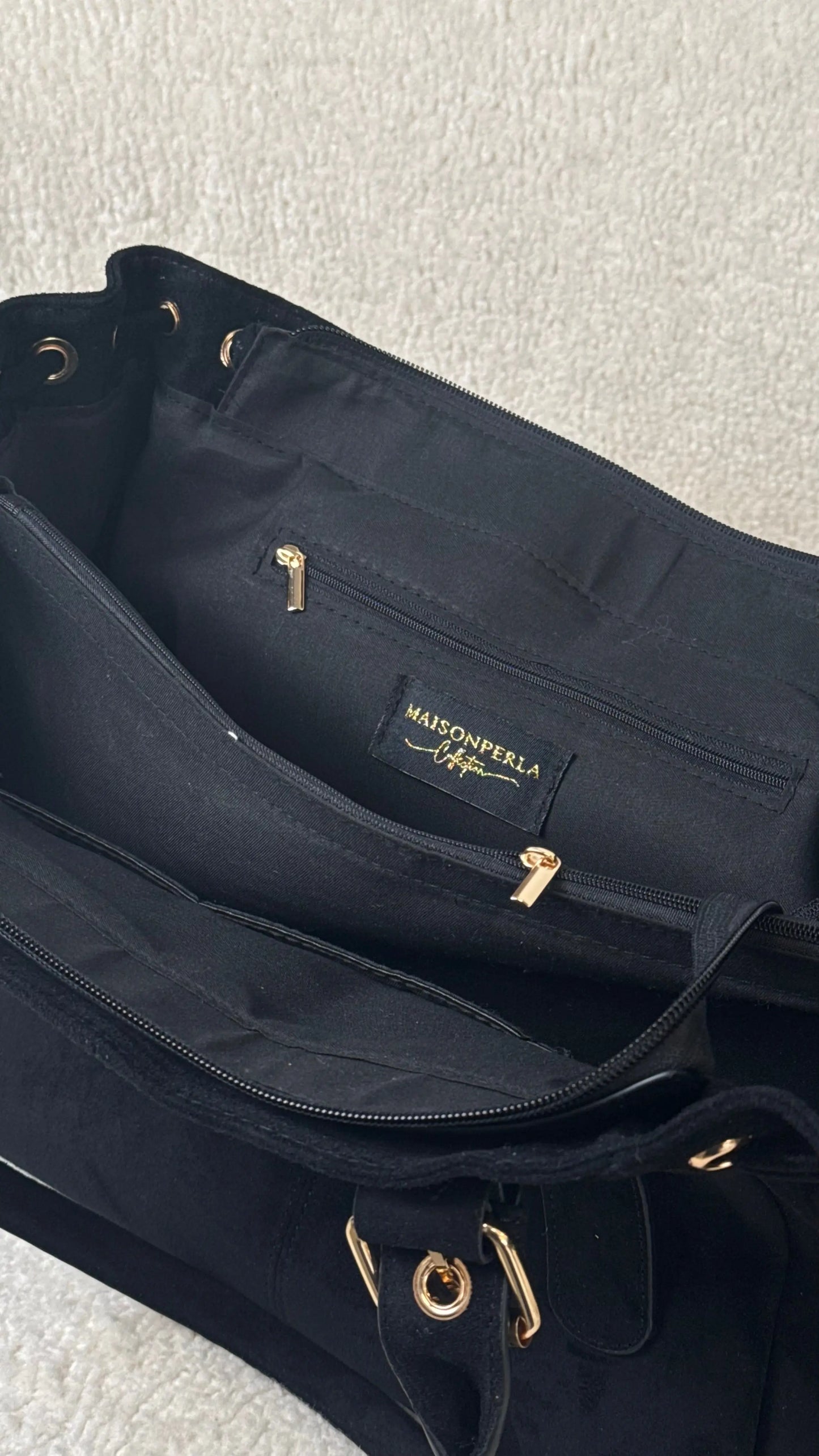 Sac Alma noir suédine by MaisonPerla MaisonPerla Collection