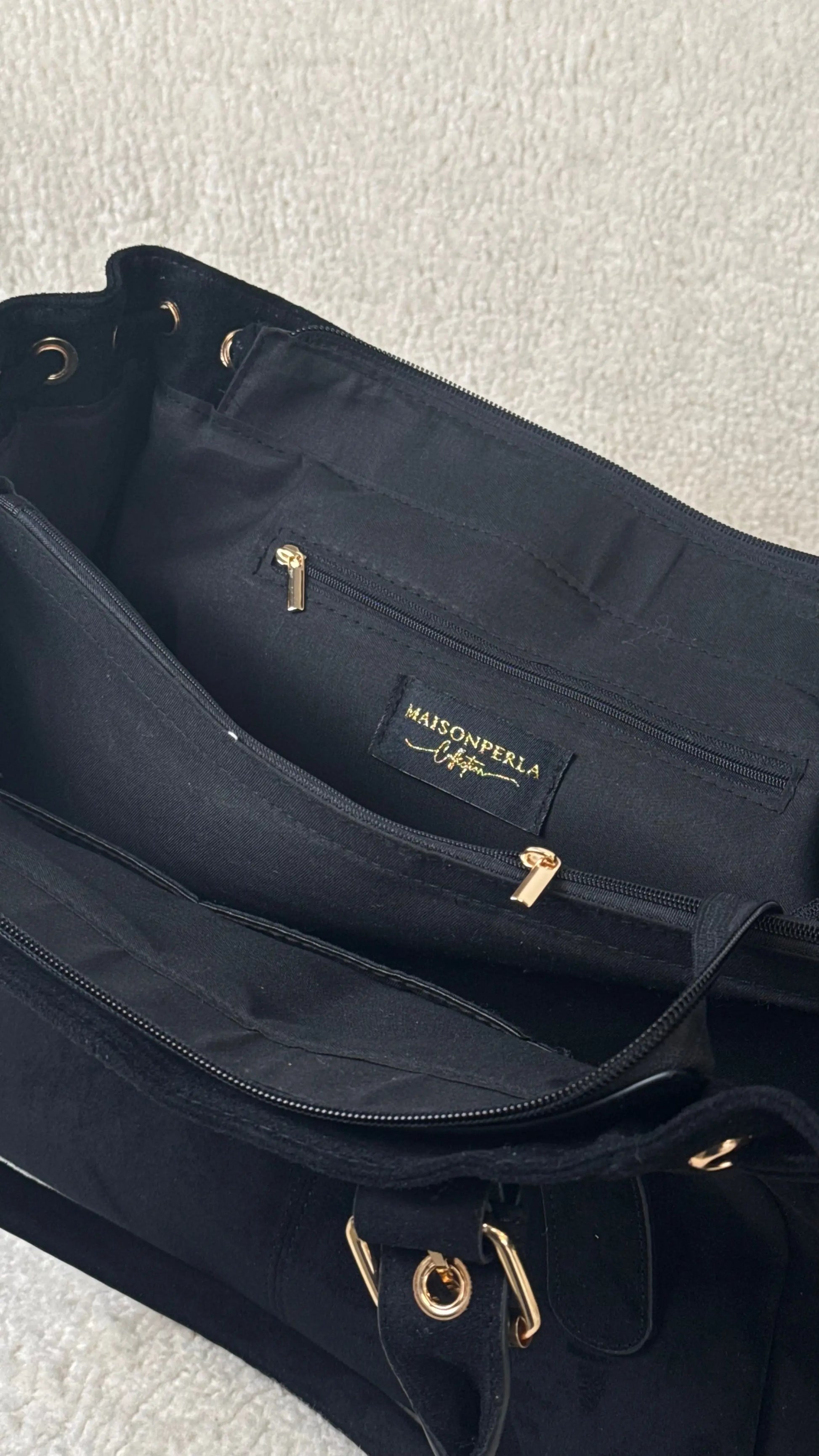 Sac Alma noir suédine by MaisonPerla MaisonPerla Collection